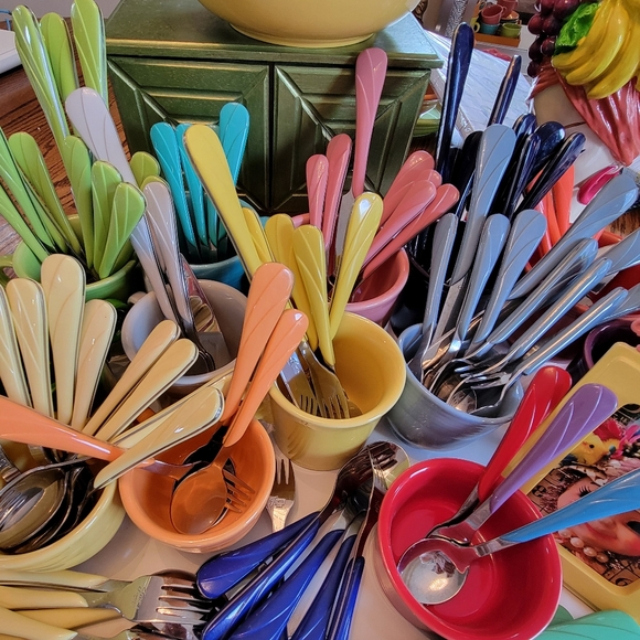 COMING SOON! Fiesta Flatware Bundles ~ Fiestaware Retired Swirl Pattern - Picture 4 of 8